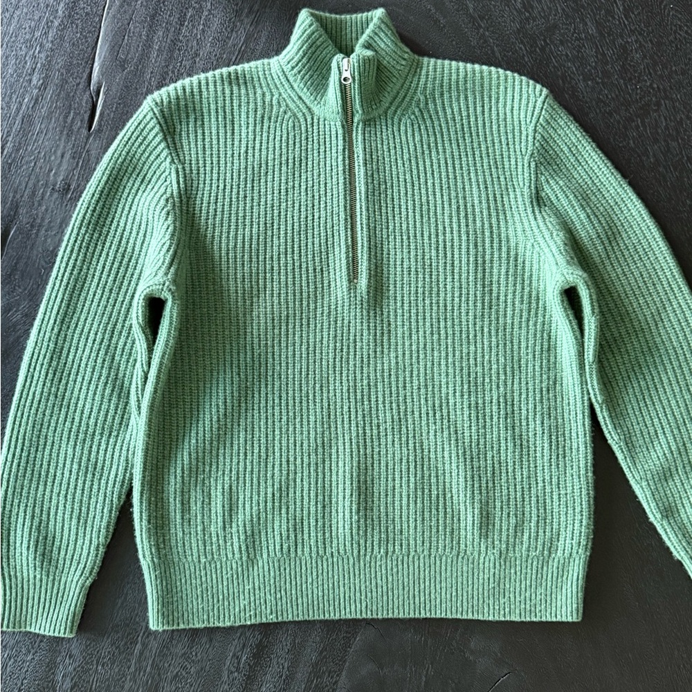 Everlane Men’s 100% Wool Ribbed Quarter-Zip Sweater Sage Green M